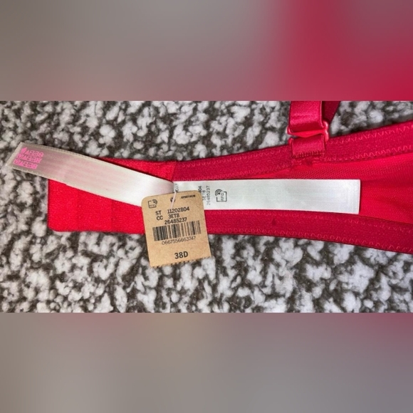 NWT PINK VS T-SHIRT BRAS RED SIZE 38D - Picture 5 of 8